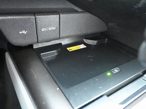 Used 2022 Toyota Camry SE w/ Cold Weather Package image 29