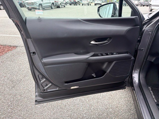 Used 2023 Lexus UX 250h AWD w/ Accessory Package (Z2) image 11