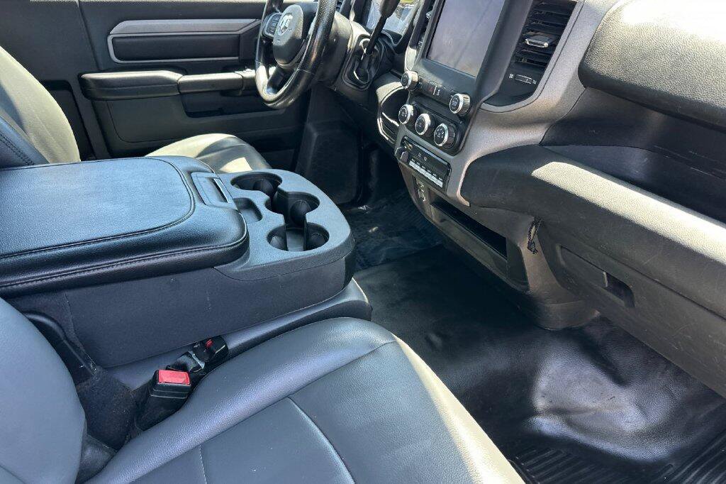 Used 2022 RAM 4500 Tradesman RWD image 13
