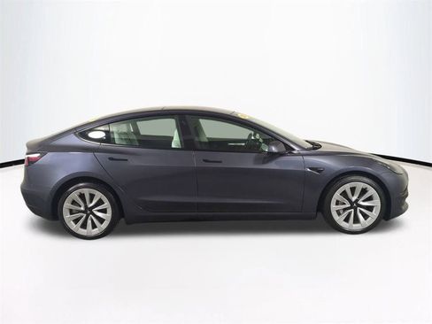 Used 2022 Tesla Model 3 Long Range image 4