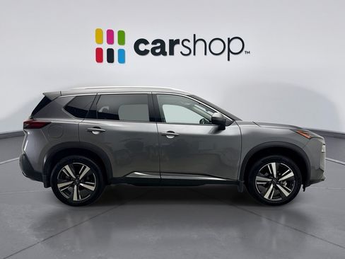 Used 2023 Nissan Rogue SL AWD/4WD image 6