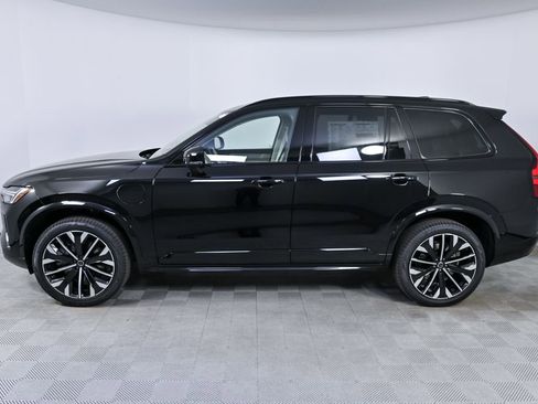 New 2026 Volvo XC90 T8 Ultra w/ Protection Package AWD/4WD image 2