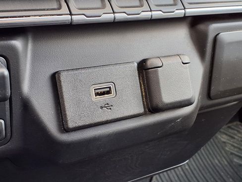 Used 2020 GMC Sierra 3500 4x4 Double Cab w/ Convenience Package image 27