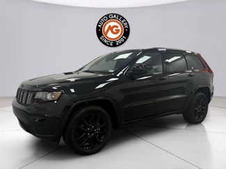 Used 2018 Jeep Grand Cherokee Altitude video 2