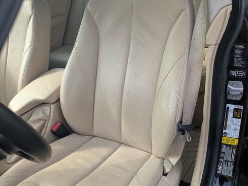 Used 2014 BMW 328i Gran Turismo xDrive image 15