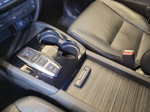 Used 2016 Honda Pilot Elite image 26