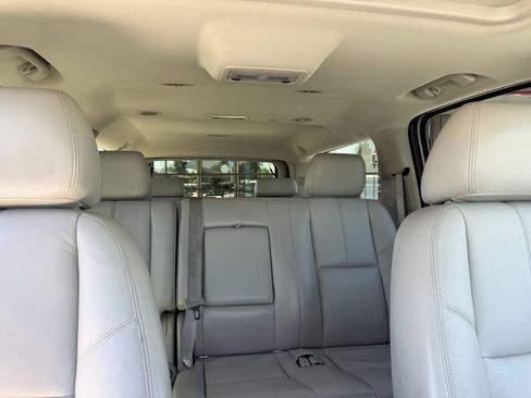 Used 2011 Chevrolet Suburban LT AWD/4WD image 22