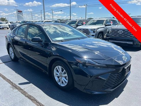Used 2026 Toyota Camry LE w/ Convenience Package FWD image 23
