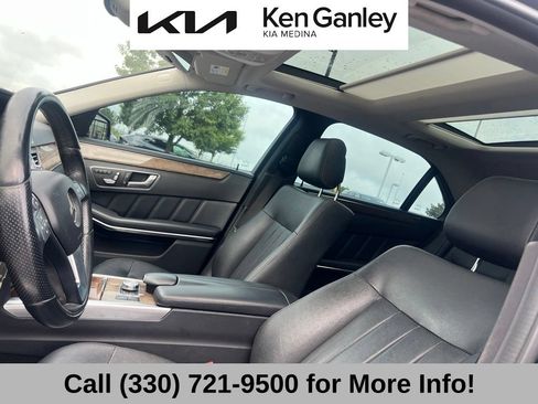 Used 2014 Mercedes-Benz E 350 4MATIC Sedan image 11