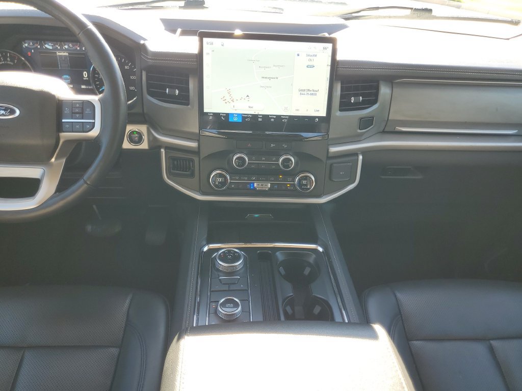 Used 2022 Ford Expedition XLT AWD/4WD image 30