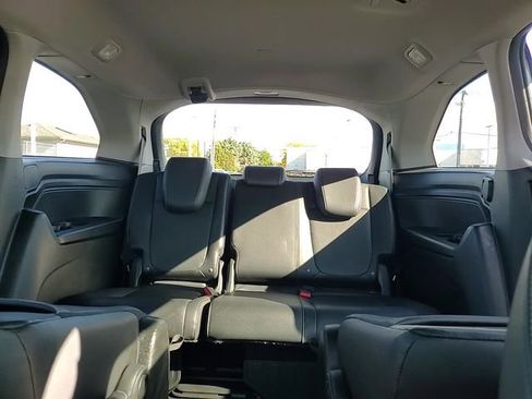 Used 2024 Honda Odyssey EX-L image 22