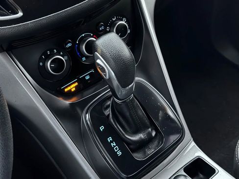 Used 2015 Ford Escape SE image 26