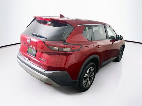Used 2023 Nissan Rogue SV image 9