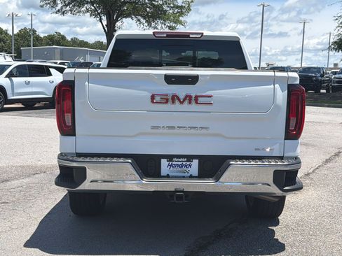 Used 2024 GMC Sierra 1500 SLT w/ SLT Premium Package AWD/4WD image 11