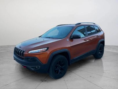 Used 2016 Jeep Cherokee Trailhawk w/ Comfort/Convenience Group