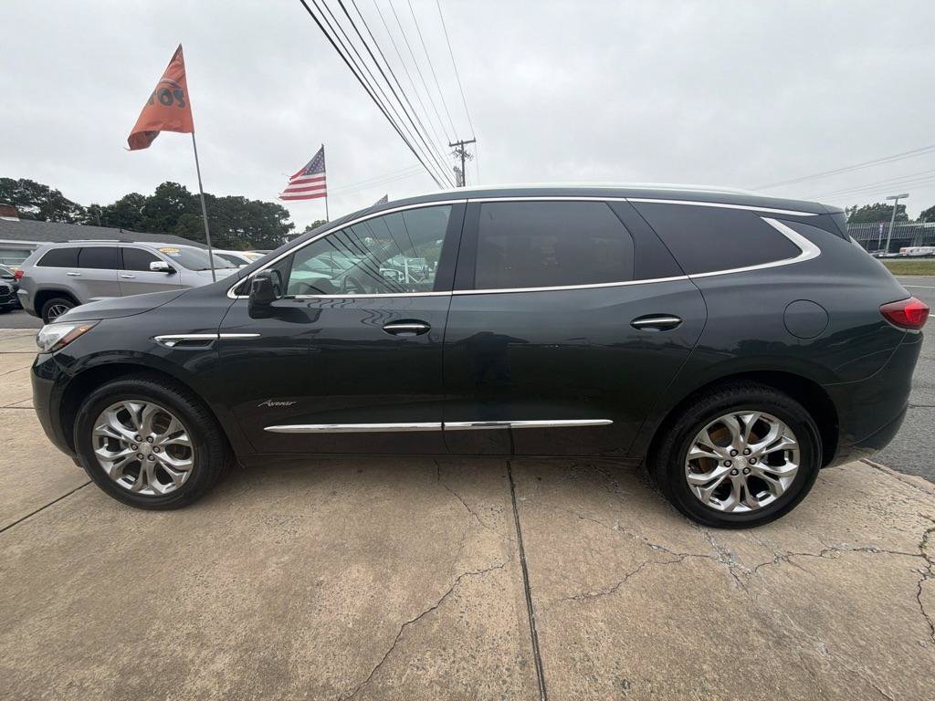 Used 2018 Buick Enclave Avenir w/ Avenir Technology Package FWD image 14