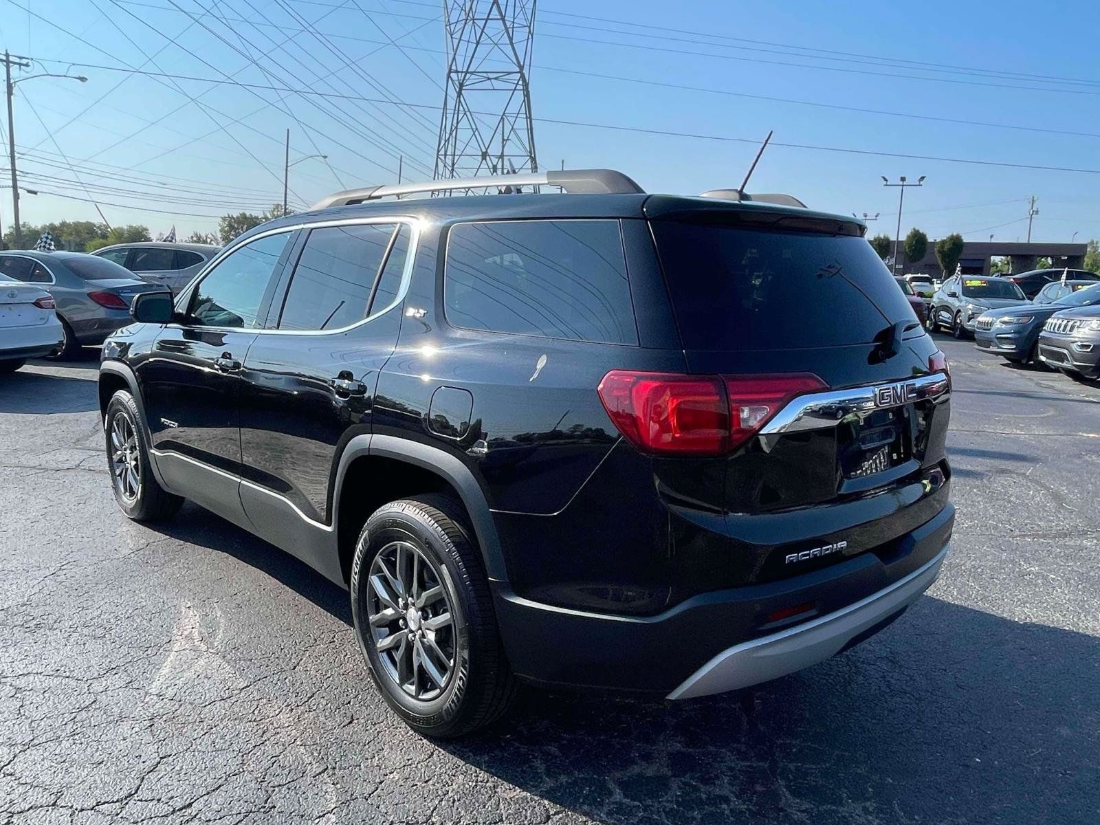 Used 2017 GMC Acadia SLT FWD image 5