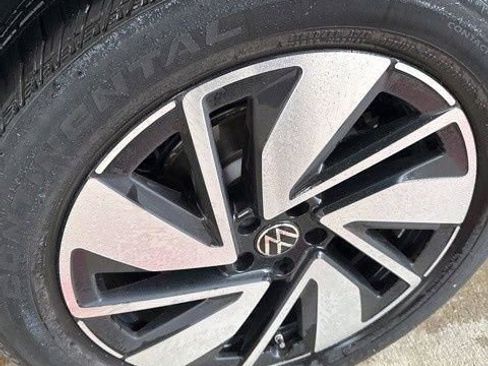 Used 2024 Volkswagen Atlas SEL image 30