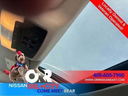 Used 2025 Nissan Rogue SV w/ SV Premium Package FWD image 28
