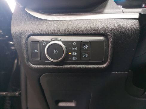 Used 2022 Ford Explorer XLT w/ Equipment Group 202A AWD/4WD image 28