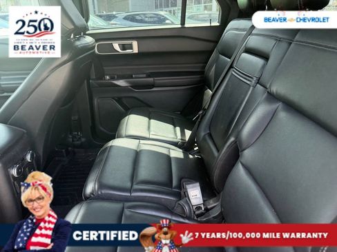 Used 2020 Ford Explorer XLT w/ Equipment Group 202A RWD image 9