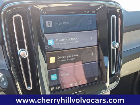 Certified 2023 Volvo XC40 B5 Ultimate w/ Protection Package Premier image 17
