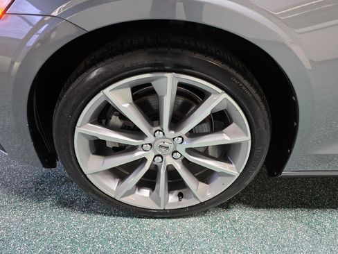 Used 2021 Volvo S60 T5 Momentum w/ Premium Package image 12