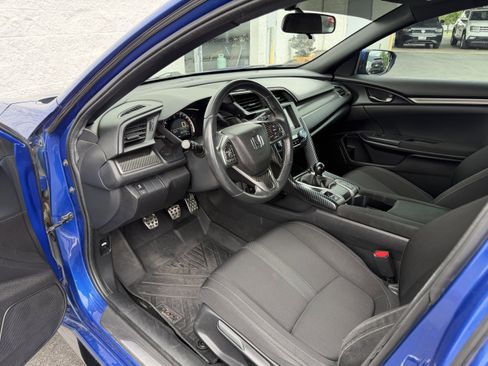 Used 2018 Honda Civic Sport image 10