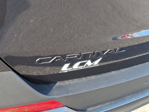 New 2026 Kia Carnival SX Prestige image 19