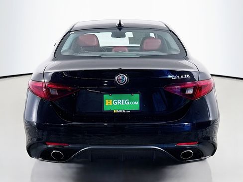 Used 2019 Alfa Romeo Giulia w/ Quick Order Package 22K Sport image 8