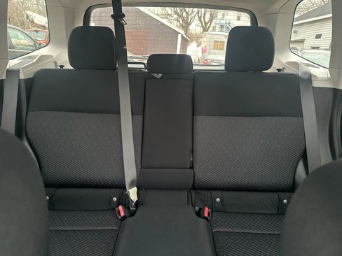 Used 2014 Subaru Forester 2.5i Premium w/ All-Weather Package image 32