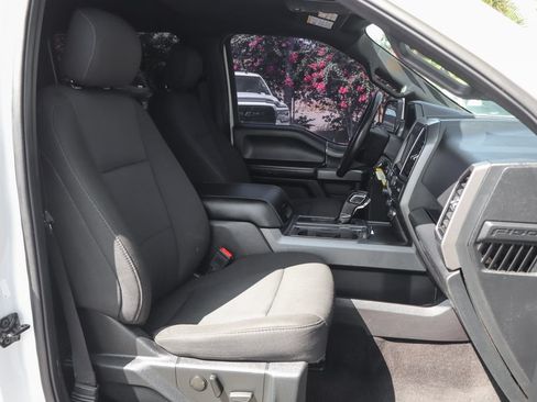 Used 2019 Ford F150 XLT w/ Equipment Group 302A Luxury AWD/4WD image 46