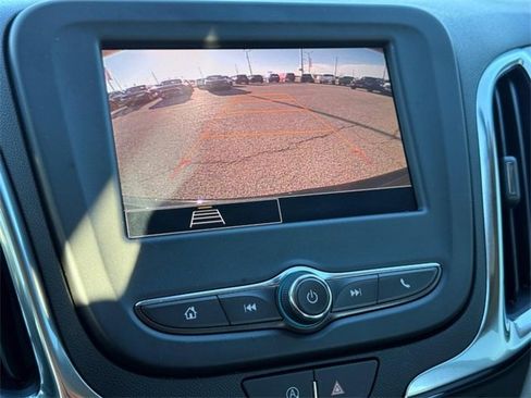 Certified 2024 Chevrolet Equinox LS image 17