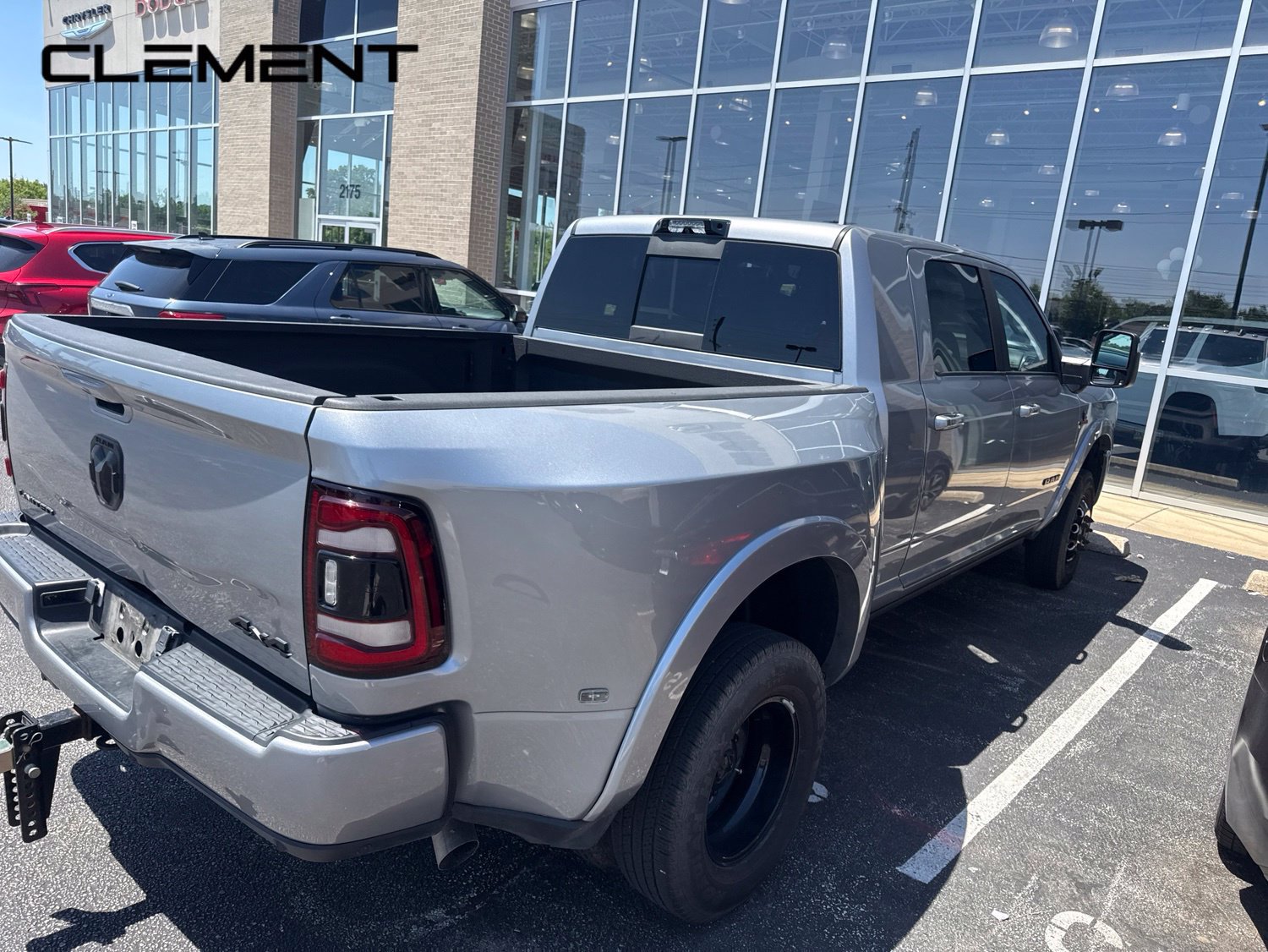 Used 2024 RAM 3500 Limited AWD/4WD image 7