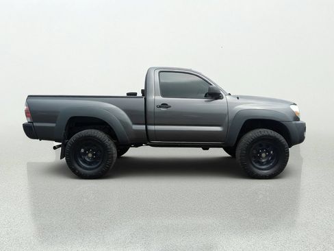Used 2011 Toyota Tacoma 4x4 Regular Cab image 8
