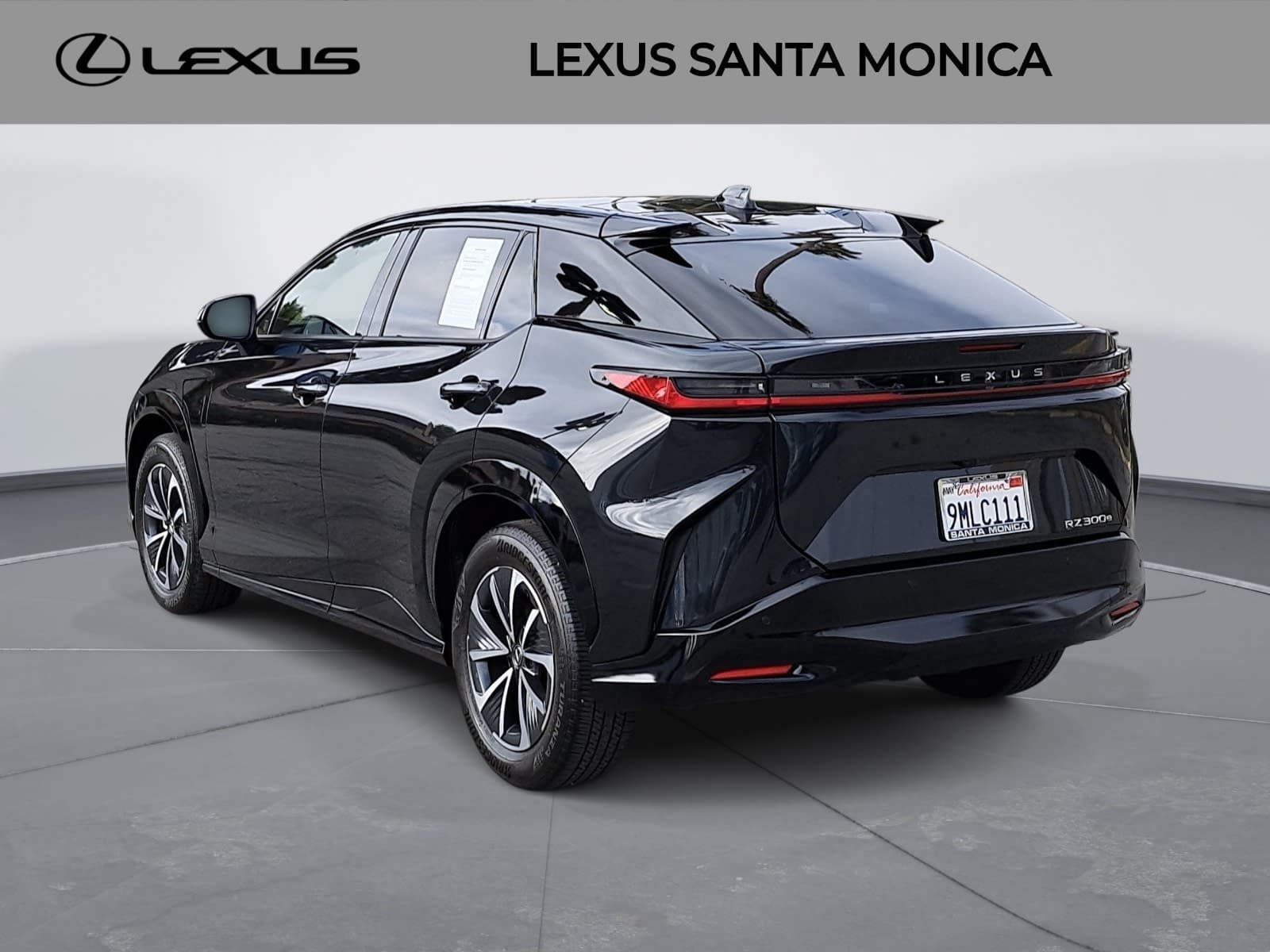 Used 2024 Lexus RZ 300e Premium w/ Accessory Package (Z1) FWD image 7