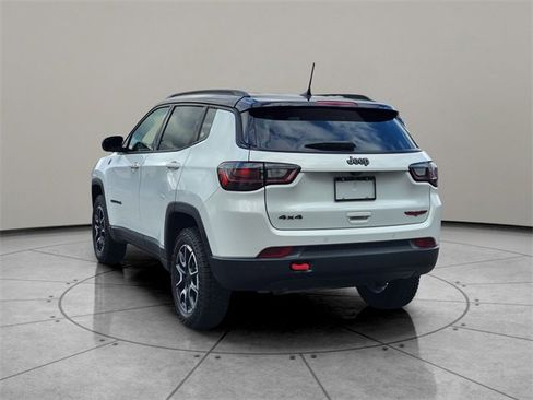 Certified 2024 Jeep Compass Trailhawk w/ Trailhawk Elite Group image 10