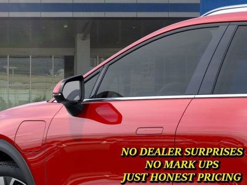 New 2026 Chevrolet Equinox EV LT image 12