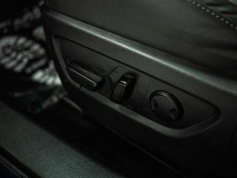 Used 2025 MAZDA CX-30 AWD 2.5 S w/ Preferred Package image 16