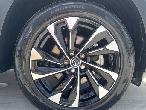 Certified 2025 MAZDA CX-50 2.5 Hybrid w/ Premium Plus Pkg AWD/4WD image 32
