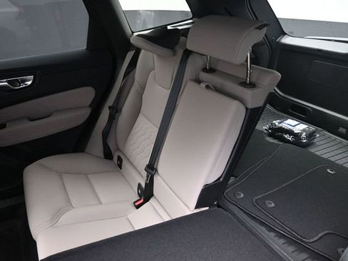 New 2026 Volvo XC60 B5 Plus w/ Protection Package Premier image 22