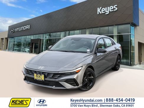 New 2026 Hyundai Elantra SEL Sport FWD image 1