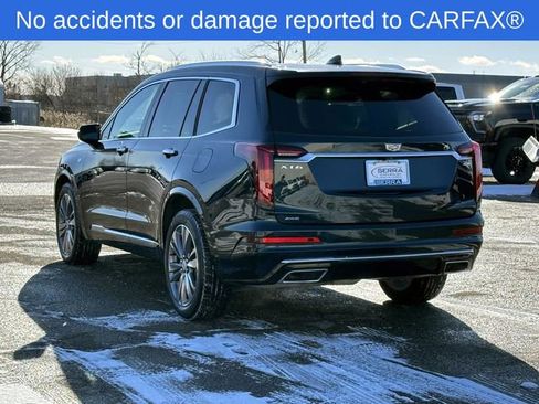 Used 2024 Cadillac XT6 Premium Luxury image 3