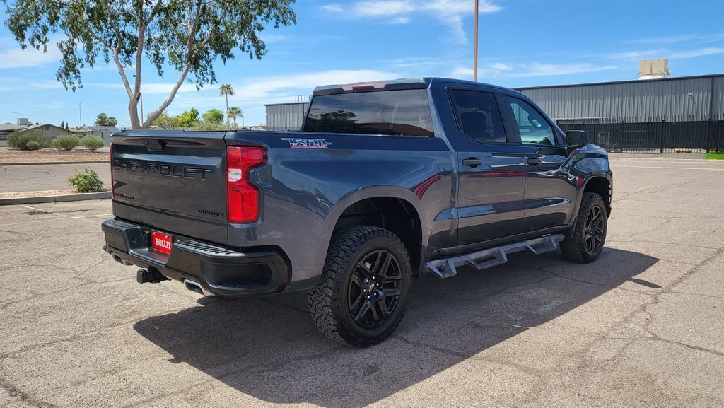 Used 2021 Chevrolet Silverado 1500 Custom Trail Boss w/ LPO, Dark Essentials Package AWD/4WD image 11