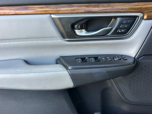 Used 2019 Honda CR-V EX-L image 12
