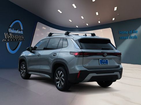 Certified 2025 Volkswagen Tiguan S image 6