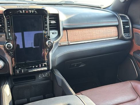 Used 2022 RAM 1500 Limited AWD/4WD image 8