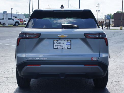 Used 2026 Chevrolet Equinox LT w/ LPO, Floor Liner Package FWD image 3