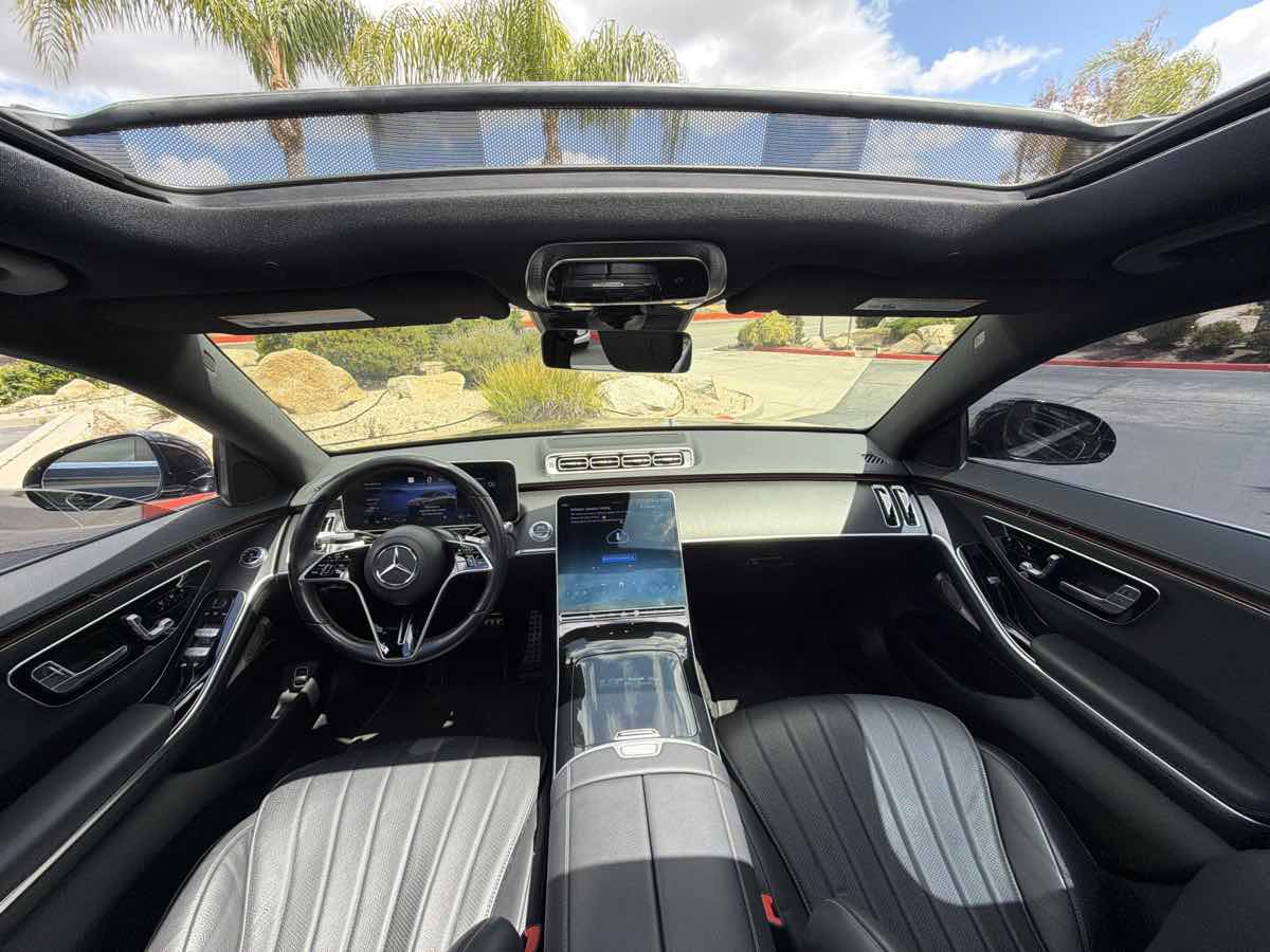 Used 2023 Mercedes-Benz S 500 4MATIC w/ AMG Line image 6