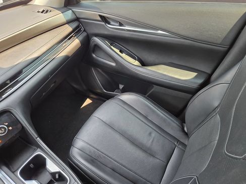 Used 2023 INFINITI QX60 Luxe w/ Cargo Package FWD image 16